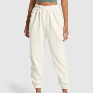 WHITNEY SIMMONS LOOSE JOGGERS GYMSHARK